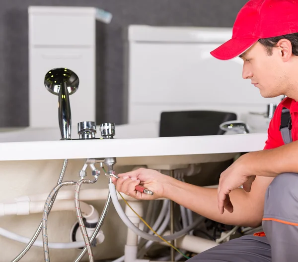 Arnavutköy Su Tesisatçısı arnavutkoy su kacagi tamiri