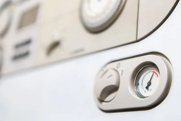 kombi su basincinin düsmesi